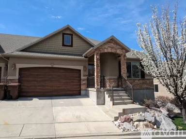 Main picture of 1398 E Meadow Valley Dr