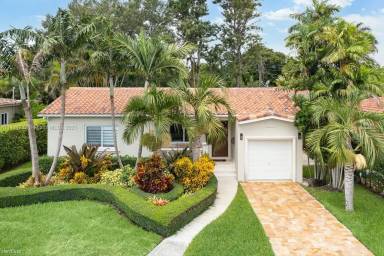 Main picture of 3950 SW 60th Pl