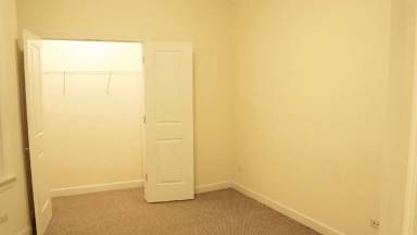Main picture of 4715 N Sheridan Rd