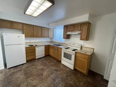 Main picture of 1380 Camas St