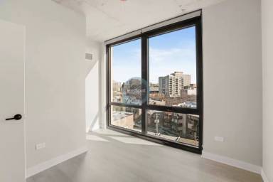 Main picture of 4600 N Broadway St