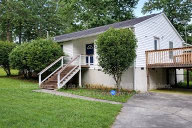 Main picture of 224 Harmon St