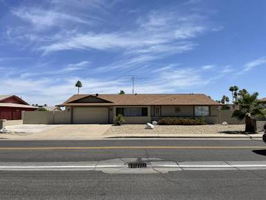 Main picture of 9879 W Palmeras Dr