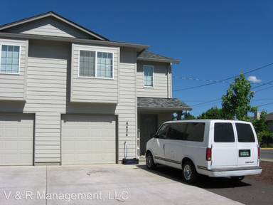Main picture of 4424 Remington Pl NE