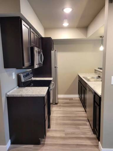 Main picture of 2252 Meridian