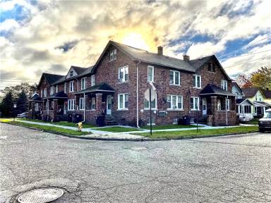 Main picture of 177 W Rundell St