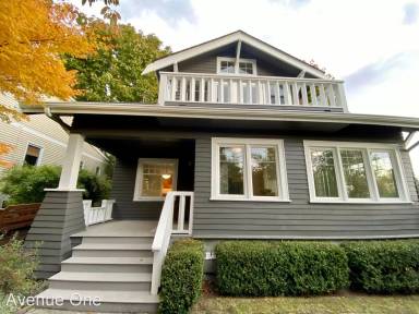 Main picture of 7012 16th Ave NE