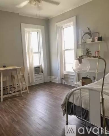 Main picture of 1076 Neil Ave