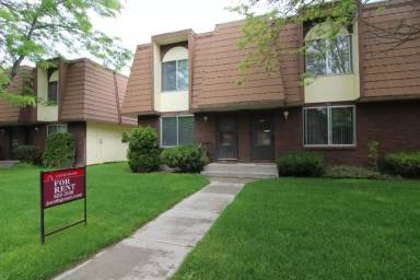 Main picture of 755 Whittier St