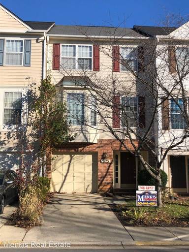 Main picture of 7825 Yankee Harbor Dr