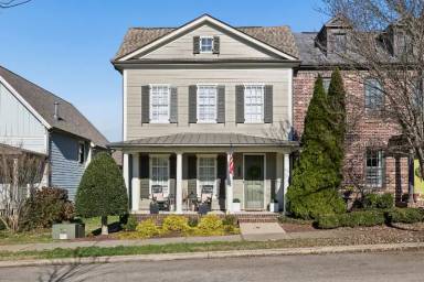 Main picture of 1036 Rochelle Ave