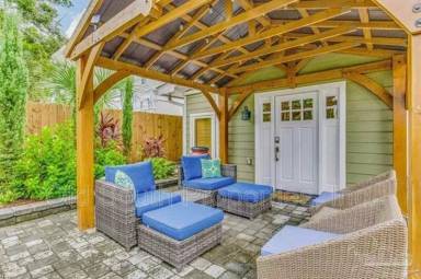 Main picture of 510 W Gregory St