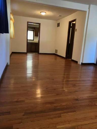 Main picture of 2263 Holdrege St