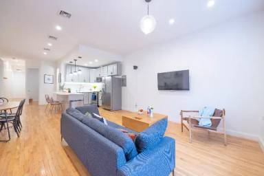 Main picture of 355 Tompkins Ave