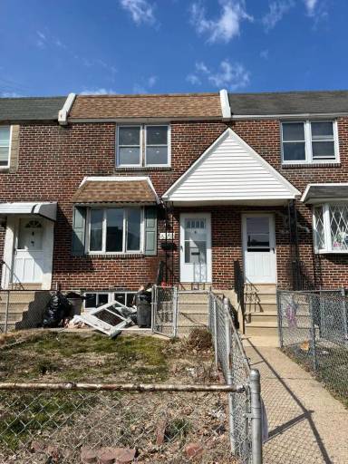 Main picture of 6350 Crafton St