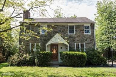 Main picture of 1306 Yarmouth Rd