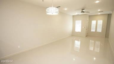 Main picture of 1506 S Bilboa St