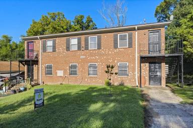 Main picture of 1006 Cornell St