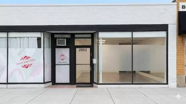 Main picture of 7204 N California Ave