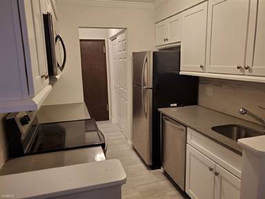 Main picture of 14 Waterbury Ave
