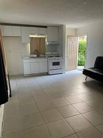 Main picture of 16051 Cantlay St