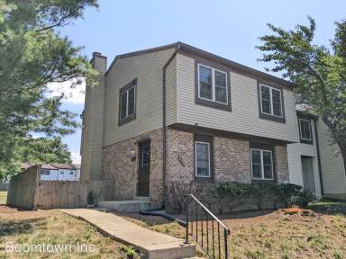 Main picture of 8531 Fortune Pl