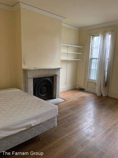 Main picture of 101 Howe St