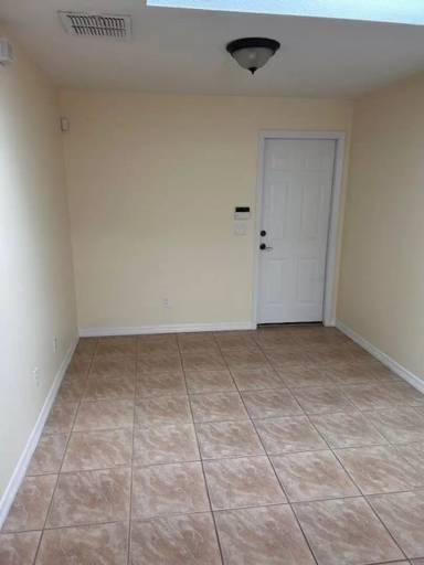 Main picture of 4160 Cleary Way