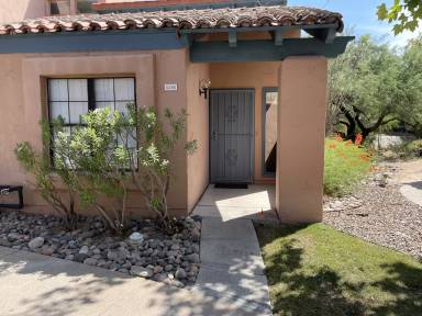 Main picture of 5380 N Calle del Rocio