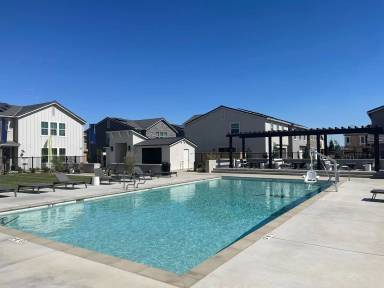 Main picture of 2726 E Tamarind Dr