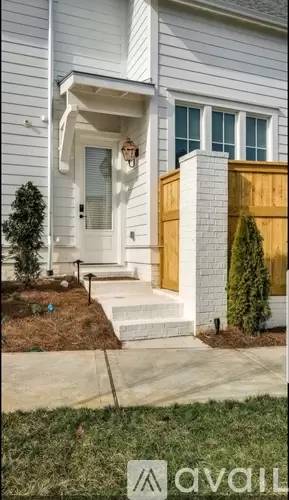 Main picture of 2001 General Martin Ln