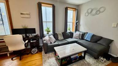 Main picture of 1368 W Evergreen Ave