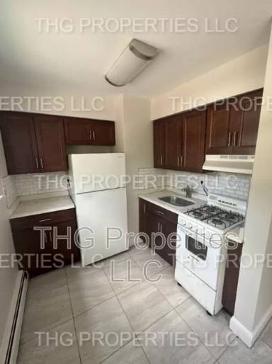 Main picture of 309-315 West 8th St Apartments