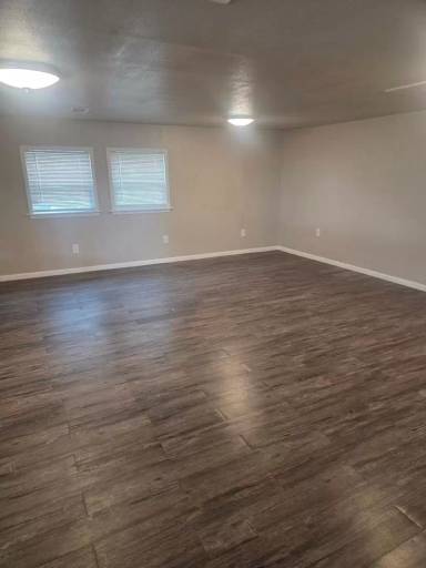 Main picture of 1200 E Saint Francis Ave