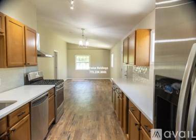 Main picture of 1420 E 50th Pl