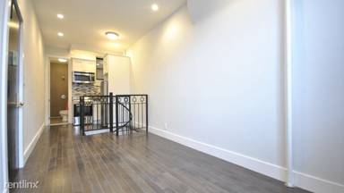 Main picture of 822 Knickerbocker Ave