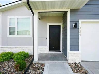 Main picture of 1011 NE 16th St