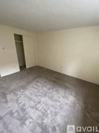 Main picture of 20 Erick Rd