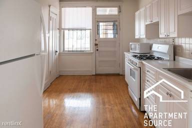 Main picture of 1431 W Victoria St