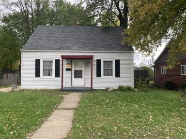 Main picture of 1401 E Dubail Ave