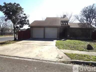 Main picture of 9502 Woodland Hls