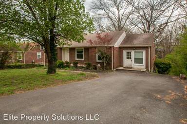 Main picture of 816 Kendall Dr