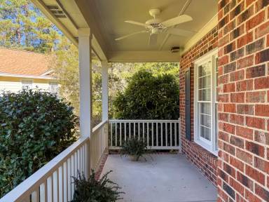 Main picture of 123 Carlion Ct