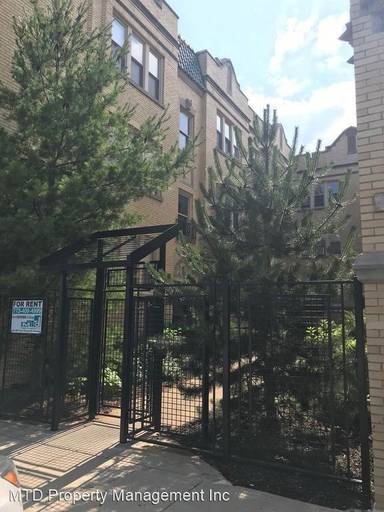 Main picture of 4500-06 W Fullerton Ave / 2400-14 N Kilbourn Ave - 2404-2