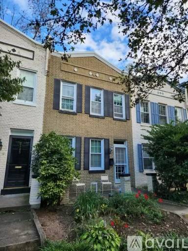 Main picture of 2103 37th St NW