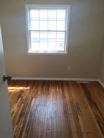 Main picture of 3224 Walden Avenue - 4