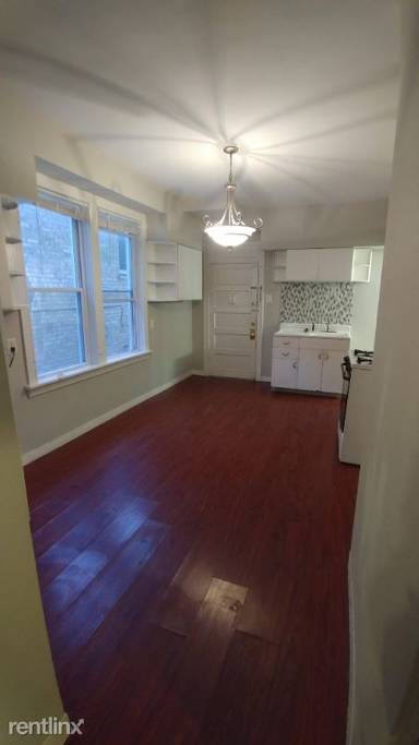 Main picture of 2526 N Lotus Ave