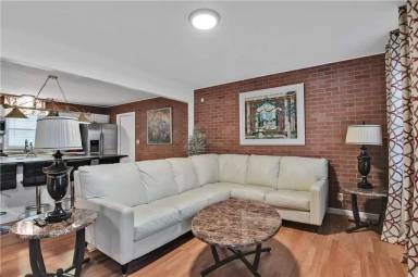 Main picture of 4136 Adams St