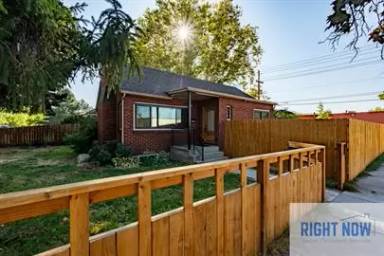 Main picture of 120 N 23rd St