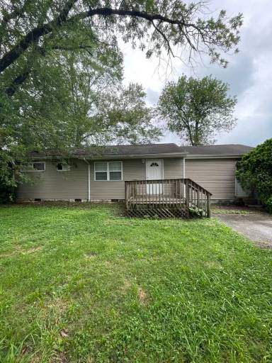 Main picture of 6130 Vance Cir